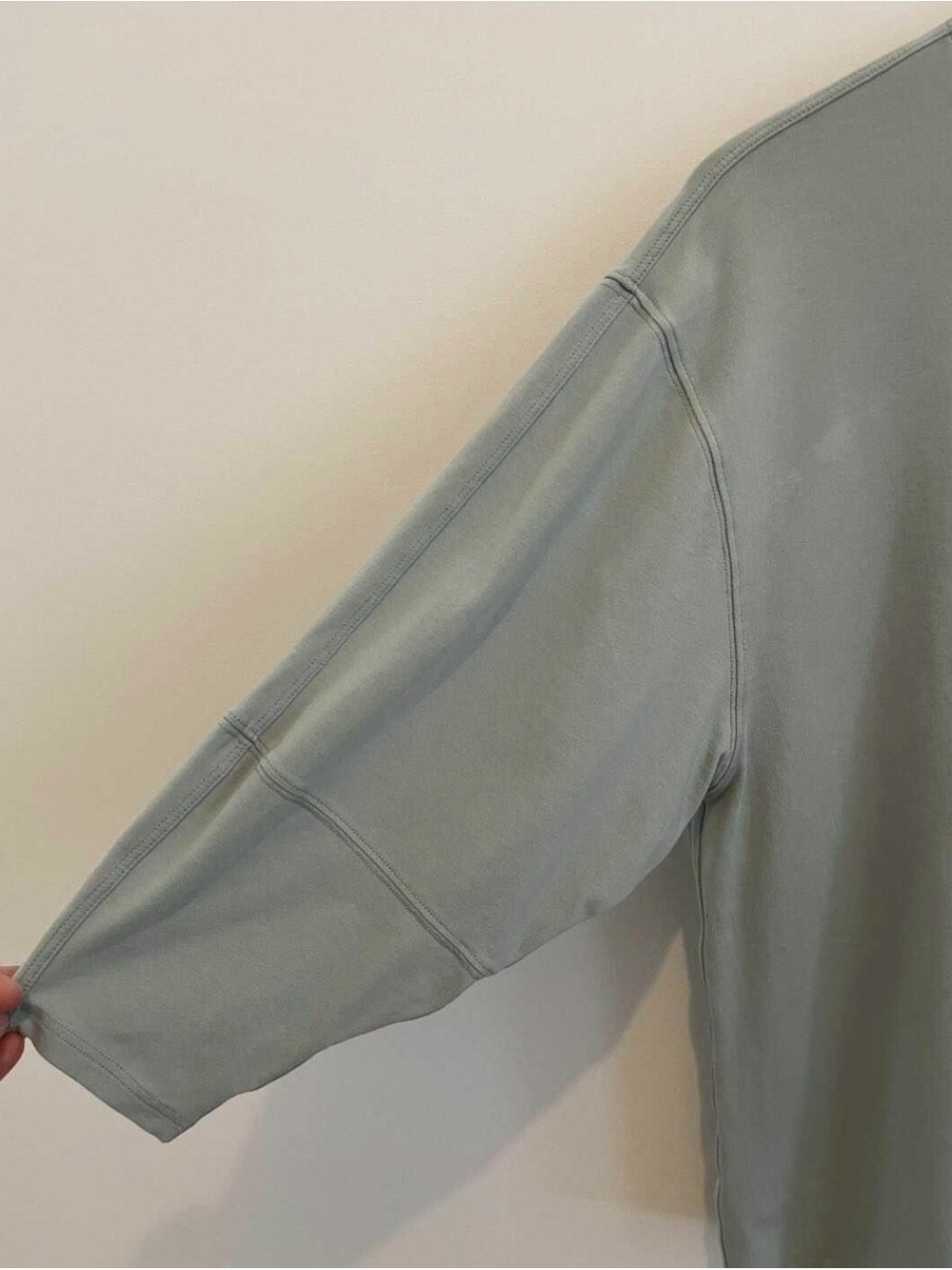 lululemon athletica Sage Green Relaxed Long Sleeve Tee - Picture 4 of 4